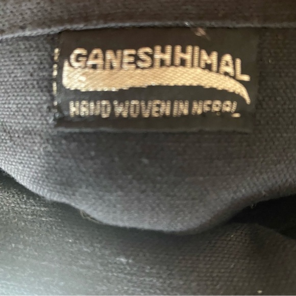 Ganeshhimal Crossbody Purse Recycled/Repurposed Rubber w Leather Whip Stitch - Picture 8 of 8